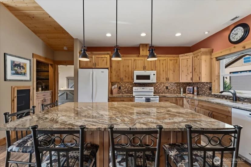 Property photo for 525 Columbia View Road, Chelan photo 12