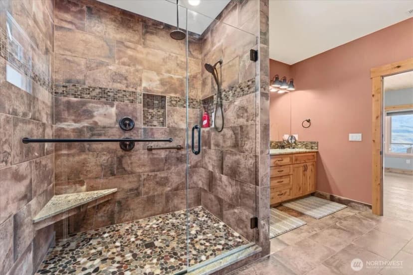 Property photo for 525 Columbia View Road, Chelan photo 21