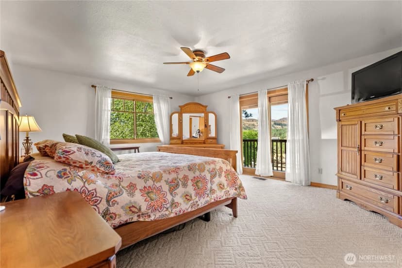 Property photo for 54 Wilson Road, Winthrop photo 15