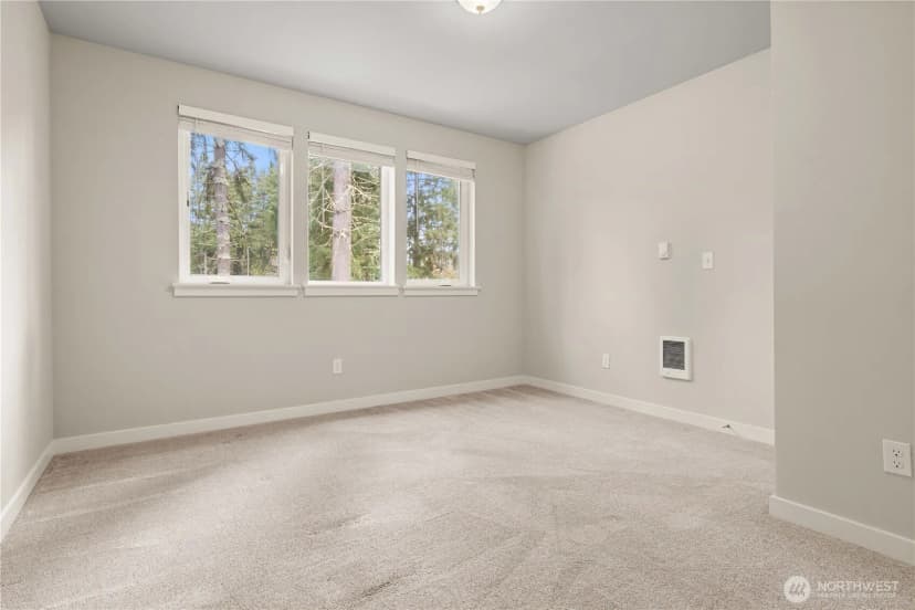 Property photo for 22407 Basin View Court Se, Yelm photo 15