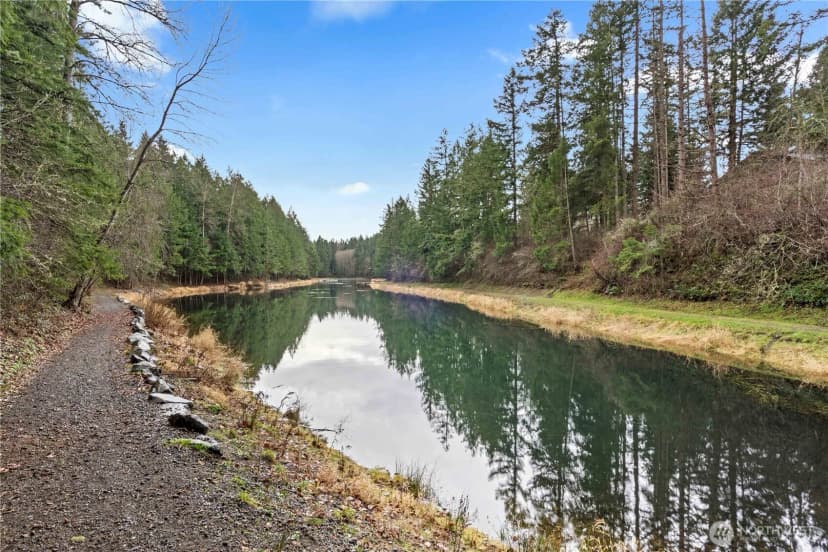 Property photo for 22407 Basin View Court Se, Yelm photo 33