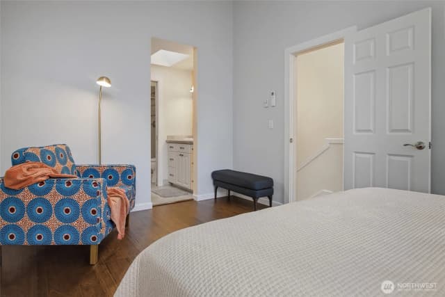 Property photo for 9165 45th Avenue Sw #6, Seattle photo 5