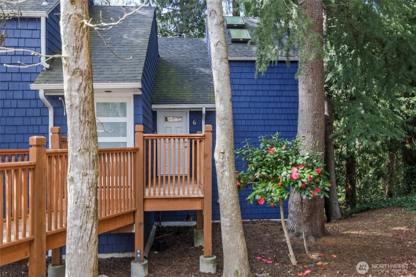 Property photo for 9165 45th Avenue Sw #6, Seattle