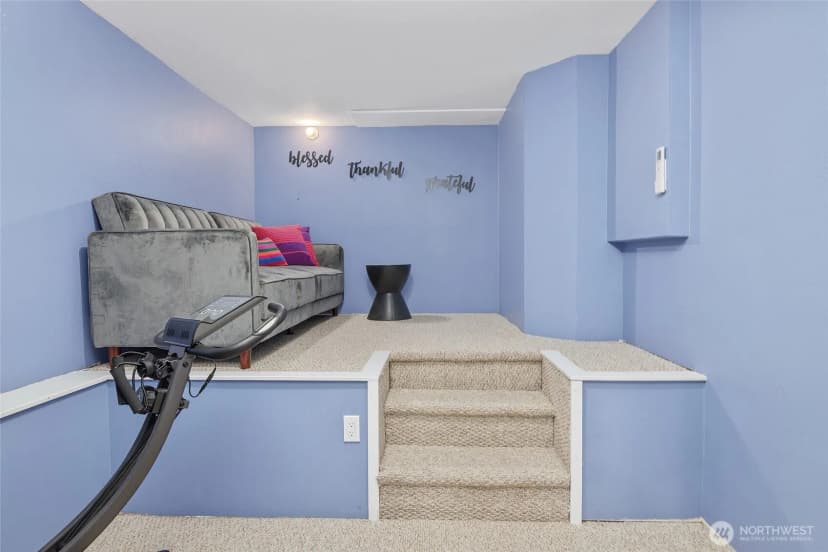 Property photo for 9165 45th Avenue Sw #6, Seattle photo 30
