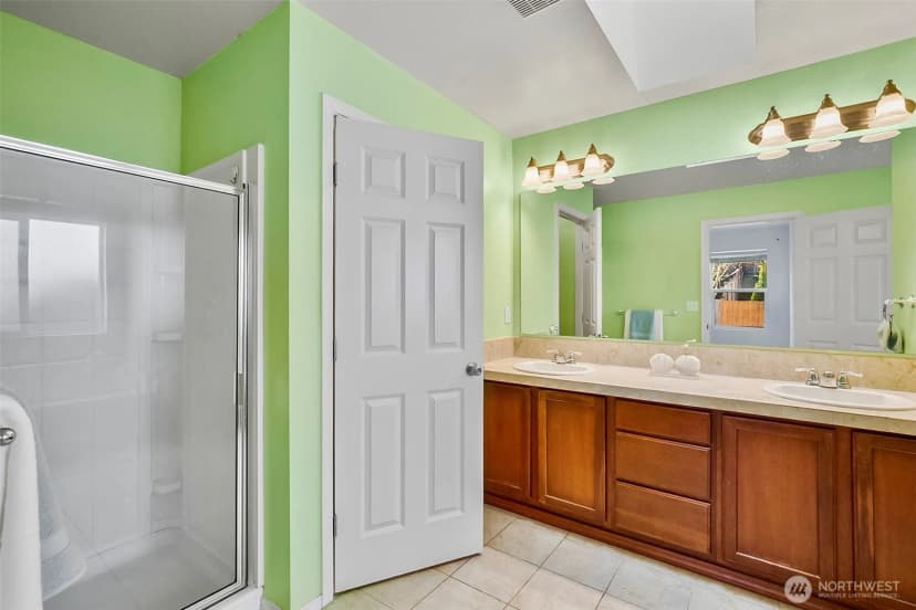 Property photo for 20412 123rd Avenue Ne, Bothell photo 22