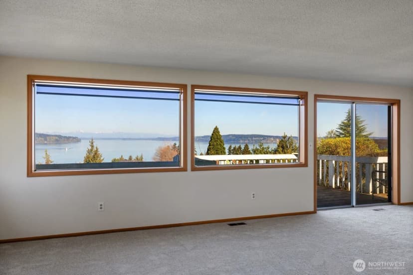 Property photo for 1411 Nisqually Street, Steilacoom photo 11
