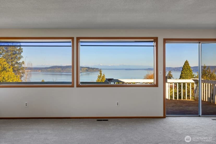 Property photo for 1411 Nisqually Street, Steilacoom photo 10
