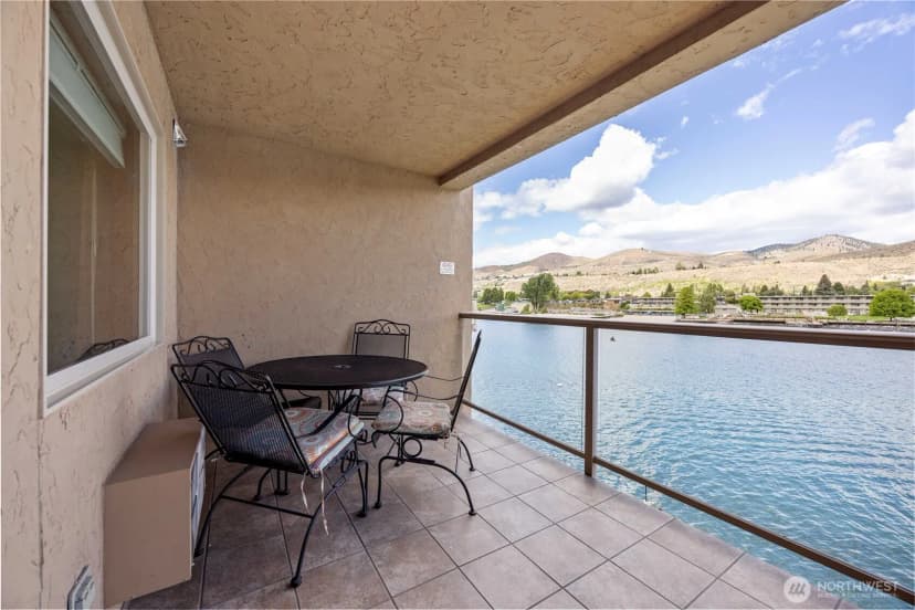 Property photo for 322 W Woodin Avenue #632, Chelan photo 19