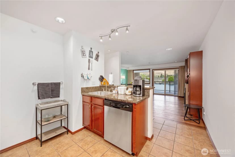 Property photo for 322 W Woodin Avenue #632, Chelan photo 6