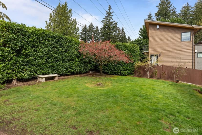 Property photo for 1210 108th Avenue Se, Bellevue photo 35