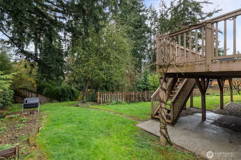 Property photo for 1210 108th Avenue Se, Bellevue photo 32