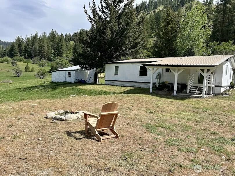 Property photo for 17490 Chumstick Highway, Leavenworth photo 2