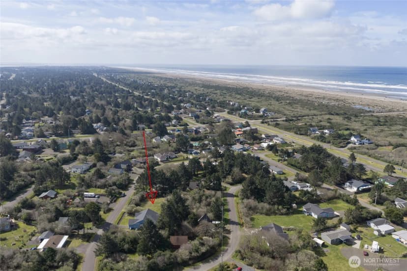 Property photo for 130 Jib Street Nw, Ocean Shores photo 4