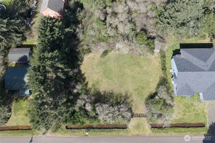 Property photo for 130 Jib Street Nw, Ocean Shores photo 9