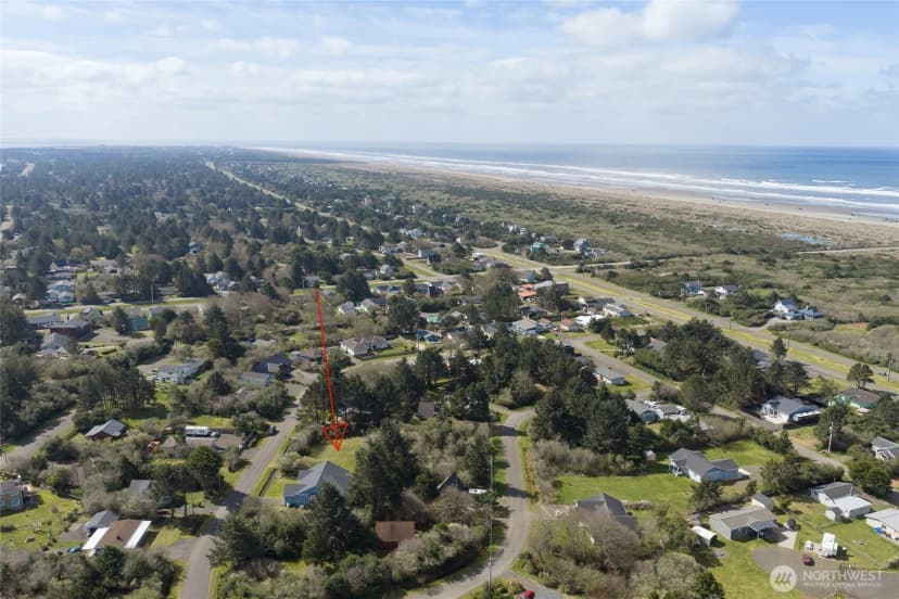 Property photo for 136 Jib Street Nw, Ocean Shores photo 10
