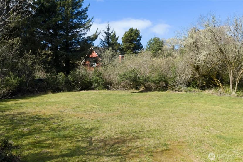Property photo for 136 Jib Street Nw, Ocean Shores