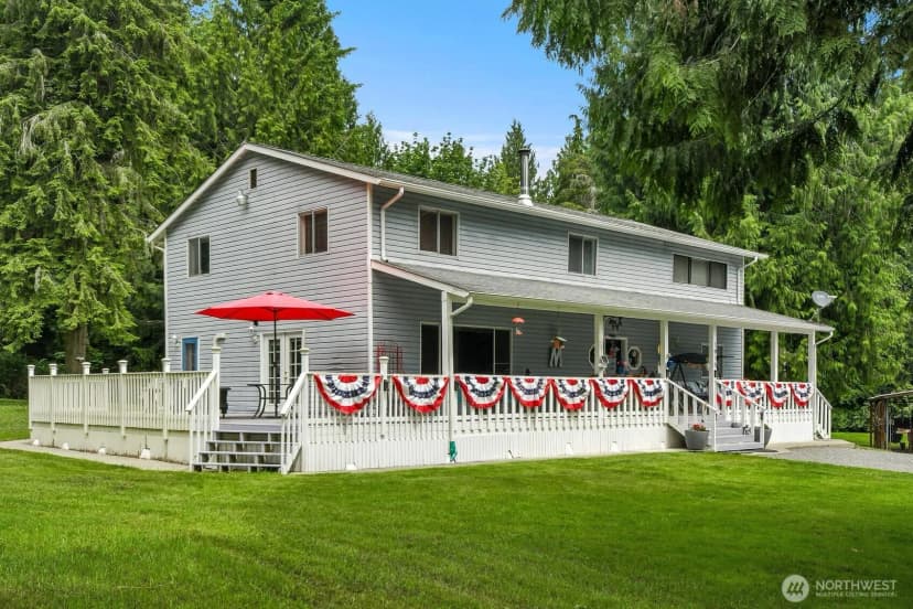 Property photo for 1915 98th Street Nw, Tulalip photo 2