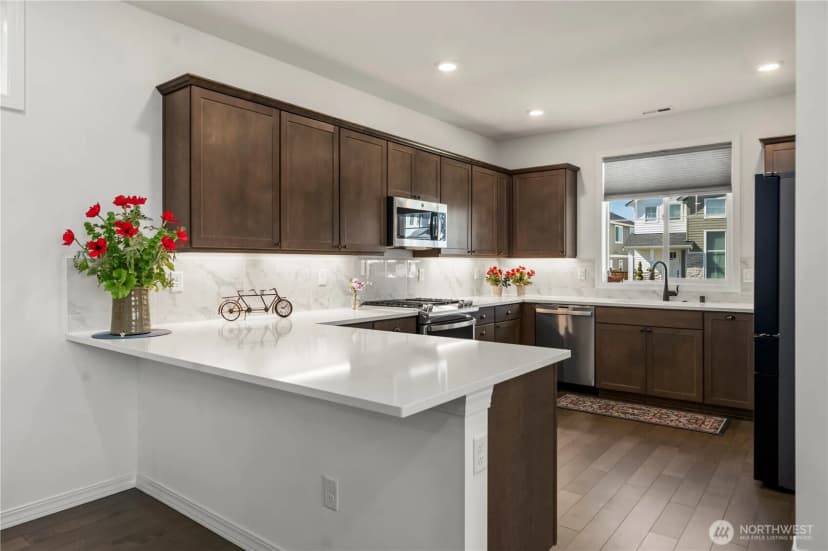 Property photo for 17517 154th Street E, Bonney Lake photo 10