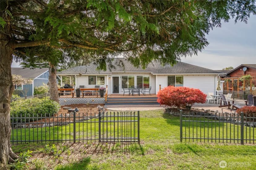 Property photo for 8118 Sehome Road, Birch Bay
