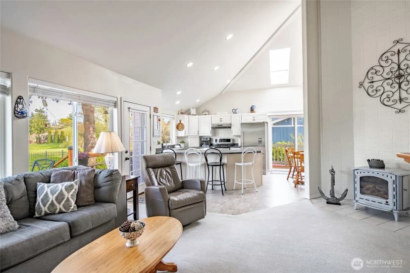 Property photo for 8118 Sehome Road, Birch Bay photo 13