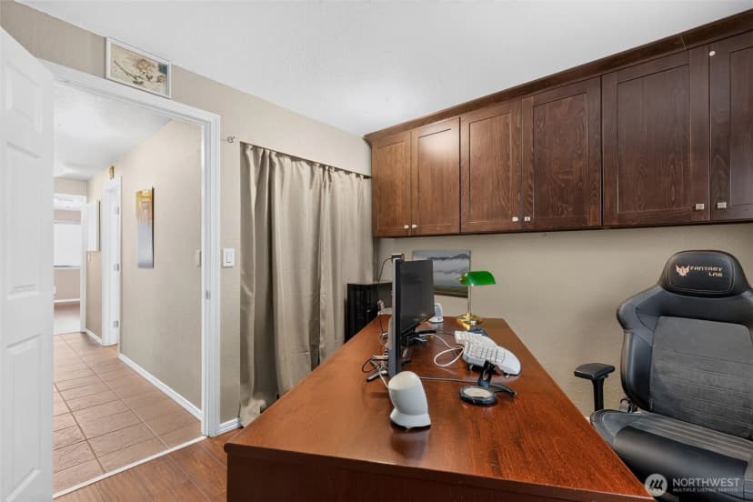 Property photo for 4895 76th Street Sw #d701, Mukilteo photo 28