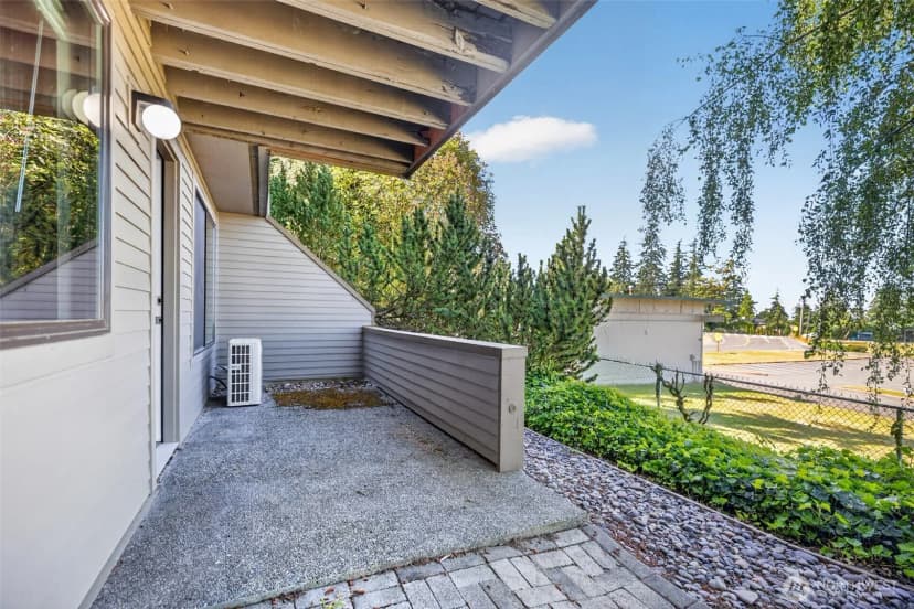 Property photo for 4895 76th Street Sw #d701, Mukilteo photo 7