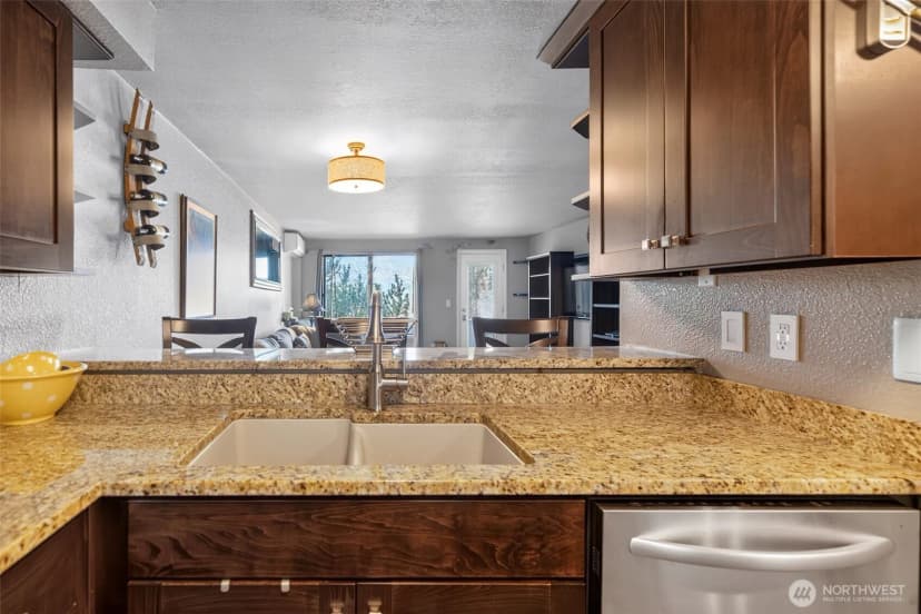 Property photo for 4895 76th Street Sw #d701, Mukilteo photo 17