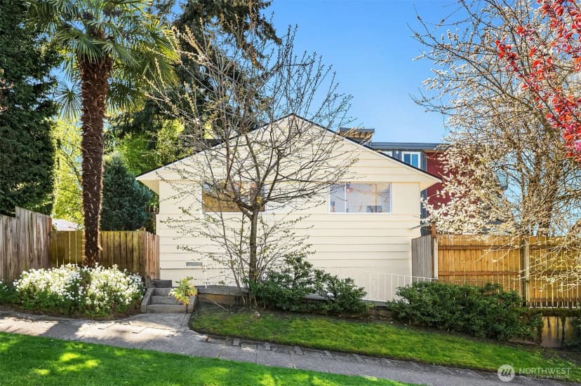 Property photo for 1403 W Dravus Street, Seattle photo 28