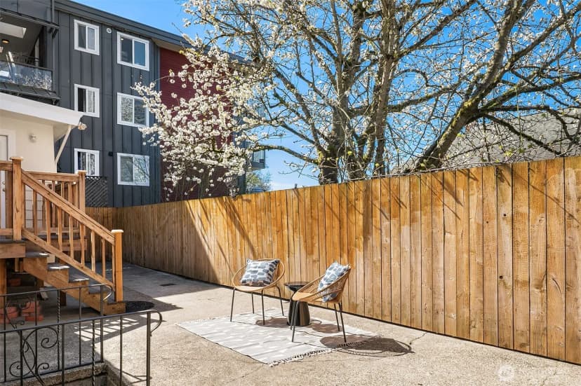 Property photo for 1403 W Dravus Street, Seattle photo 26