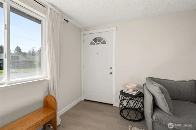 Property photo for 430 Maple Street, Toledo photo 5