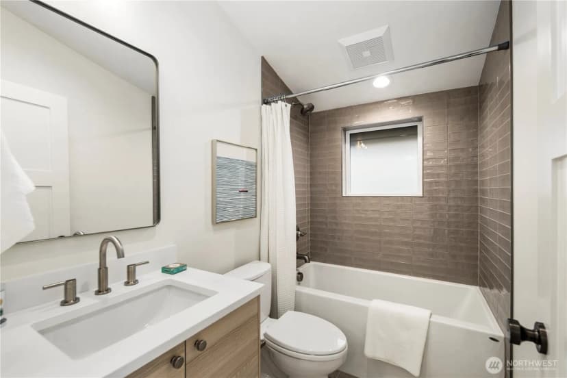 Property photo for 524 Ne 89th Street #b, Seattle photo 28