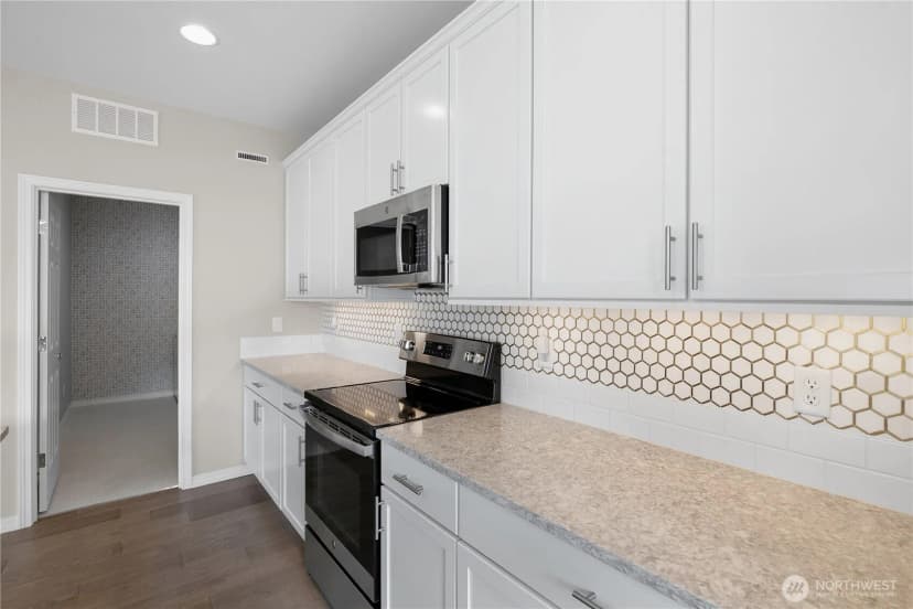 Property photo for 15116 183rd Avenue E, Bonney Lake photo 15