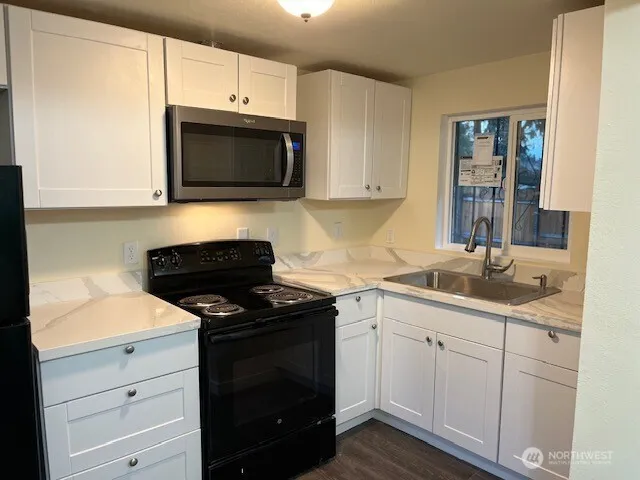 Property photo for 12524 Addison Street Sw, Lakewood photo 9