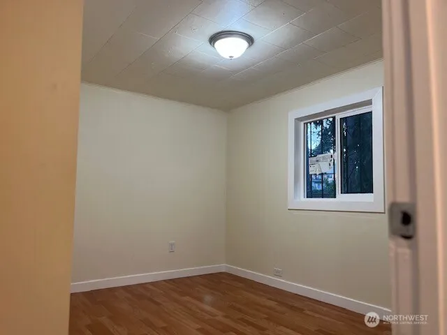 Property photo for 12524 Addison Street Sw, Lakewood photo 3