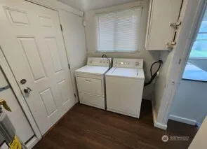 Property photo for 12524 Addison Street Sw, Lakewood photo 15