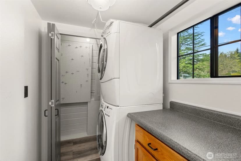Property photo for 18821 68th Street E, Bonney Lake photo 10