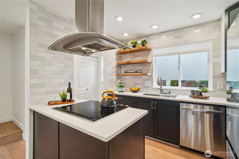 Property photo for 127 25th Avenue E #b, Seattle photo 17