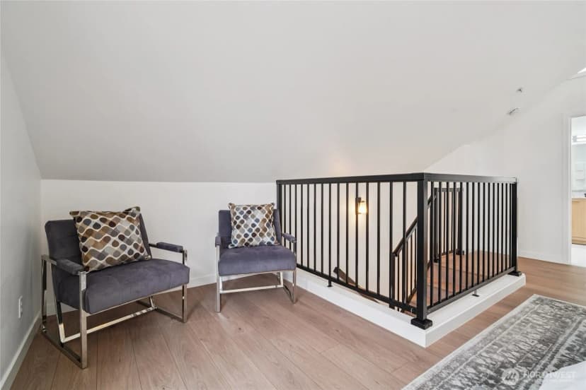 Property photo for 127 25th Avenue E #b, Seattle photo 27
