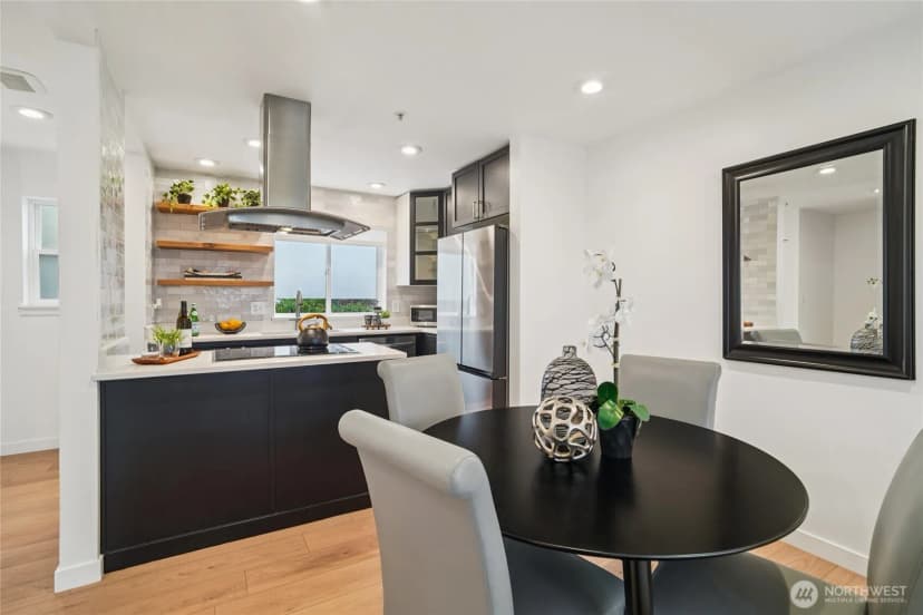 Property photo for 127 25th Avenue E #b, Seattle photo 13