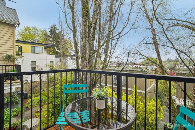 Property photo for 127 25th Avenue E #b, Seattle photo 35