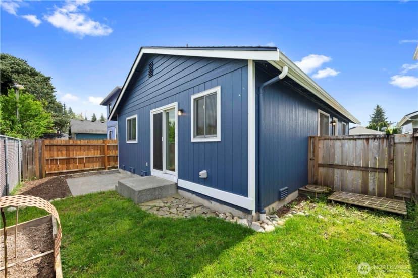 Property photo for 709 Lois Lane, Sultan photo 16