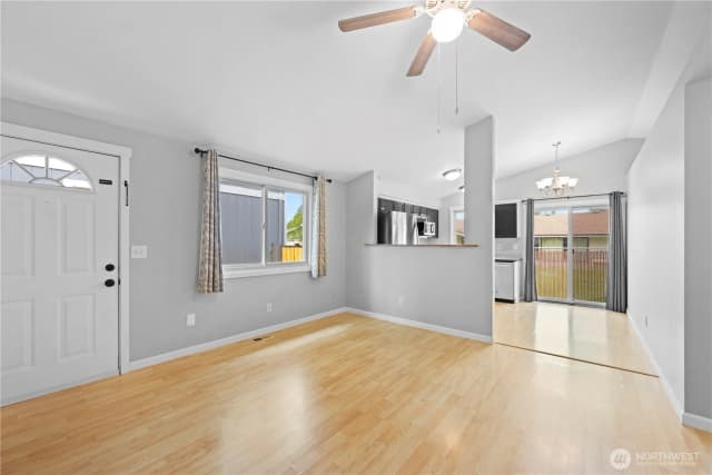 Property photo for 709 Lois Lane, Sultan photo 3