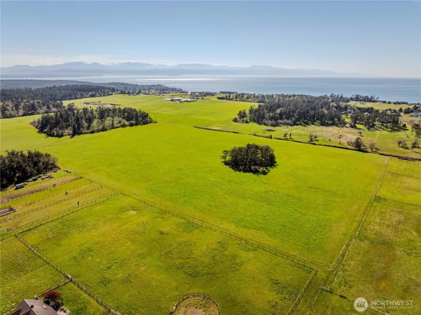Property photo for 886 West Beach Road, Coupeville photo 6