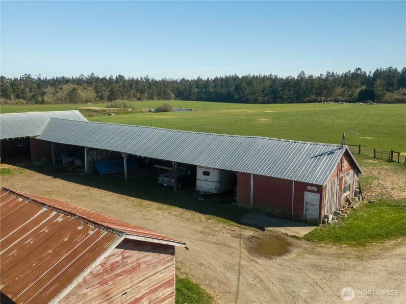 Property photo for 886 West Beach Road, Coupeville photo 25