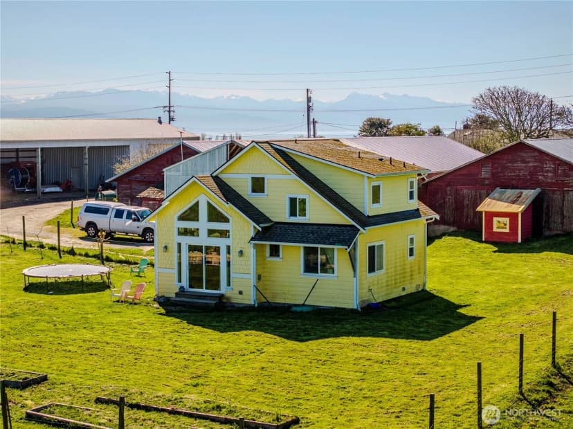 Property photo for 886 West Beach Road, Coupeville photo 10