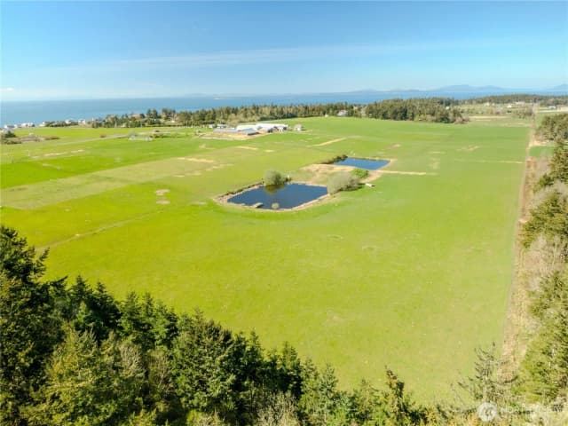Property photo for 886 West Beach Road, Coupeville photo 4