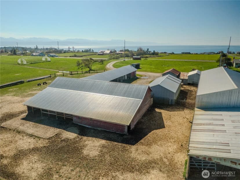 Property photo for 886 West Beach Road, Coupeville photo 23
