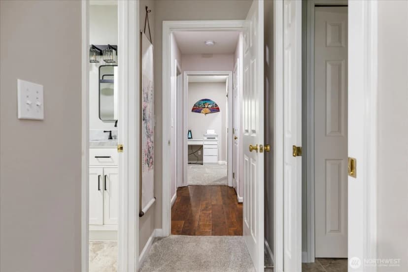 Property photo for 2418 James Place #402, Langley photo 14