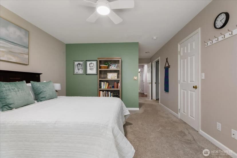Property photo for 2418 James Place #402, Langley photo 13