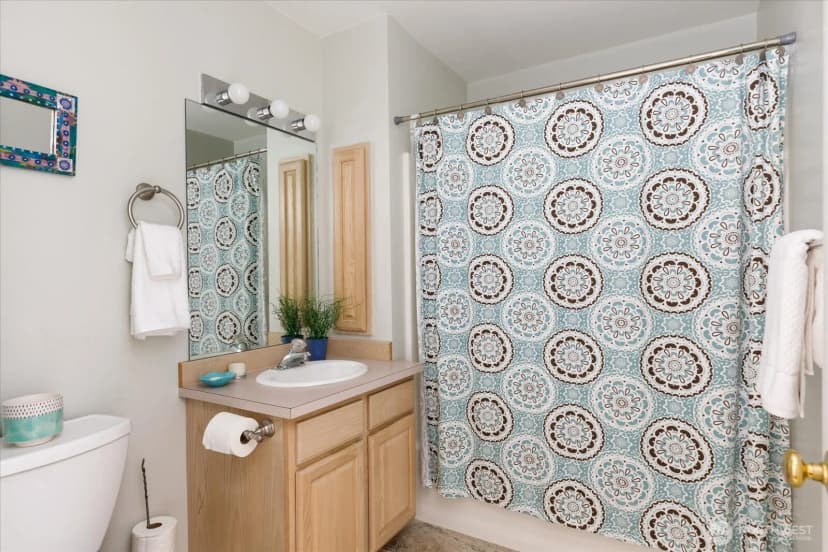 Property photo for 2418 James Place #402, Langley photo 18